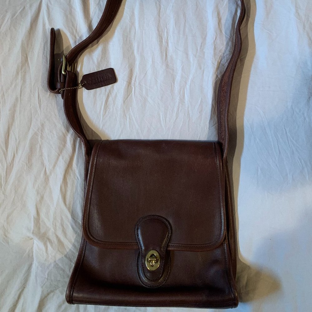 Vintage Coach Shelburne British Tan Authentic Leather Purse/Satchel (9038)